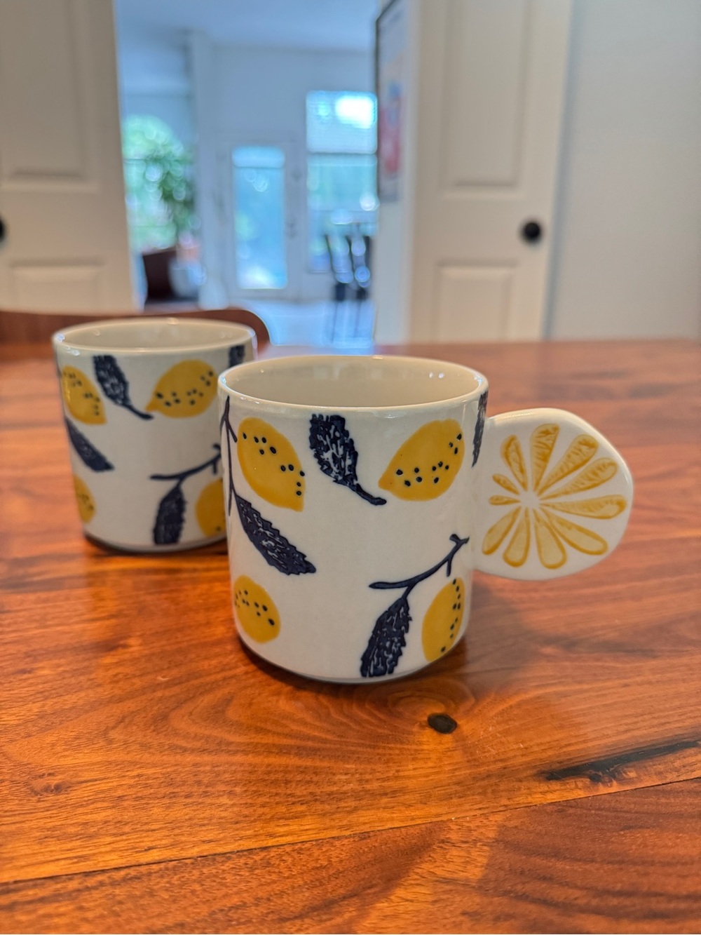 Yellow Lemon Pattern Ceramic Mug with Decorative Handle